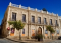 WhatsApp Image 2025 02 17 at 11.01.50 2 La Casa del Gobernador exhibe diez paneles sobre la mujer en la pintura