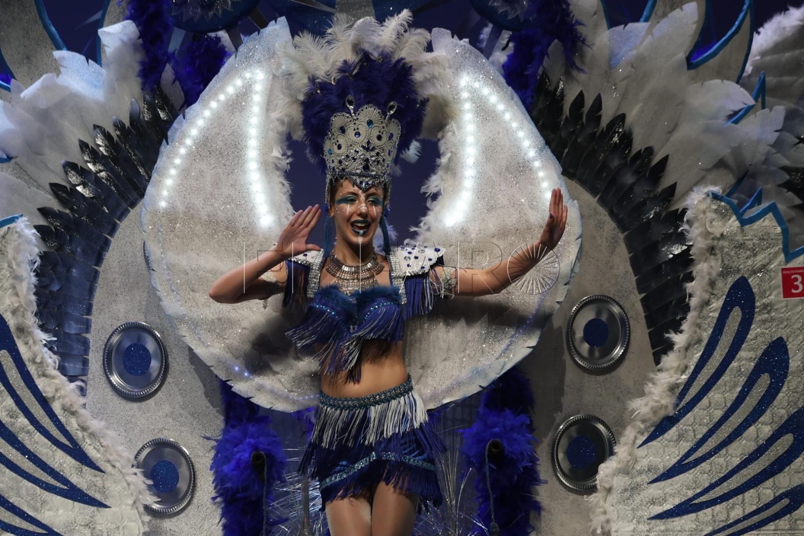 WhatsApp Image 2025 02 28 at 22.45.30 1 El 'ángel de la guerra', Alba García, Diosa del Carnaval 2025