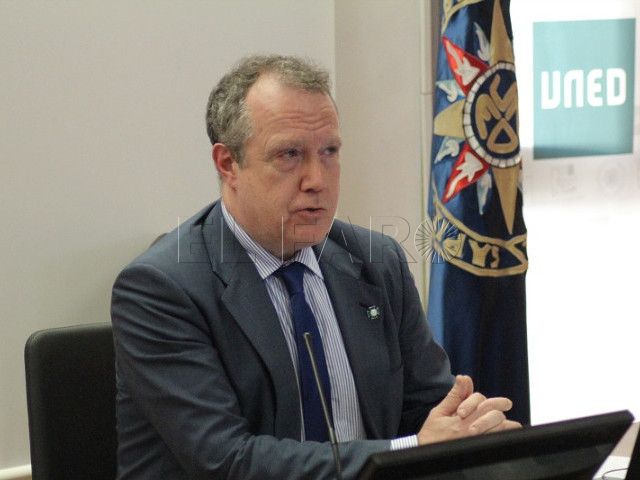 Carlos Echeverría