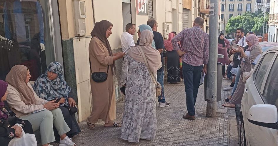 colas cgt planes de empleo recorte La CGT expone a Moh la necesidad de aumentar los beneficiarios de los planes de empleo