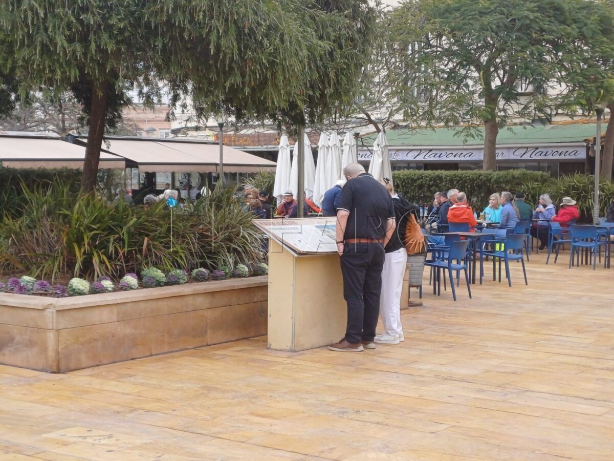 6ba85e26 f397 4358 af6a dfa4b2faa594 e1741114301406 Melilla recibe a más de 450 turistas en el segundo crucero del año