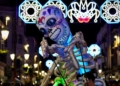 8 Los melillenses viven con ilusión un desfile de Carnaval repleto de magia